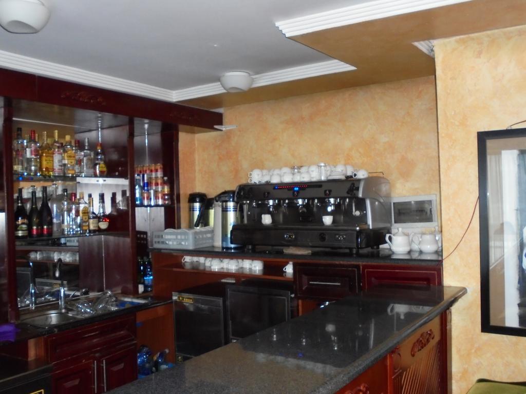 Aphrodite International Hotel Addis Ababa Exterior foto